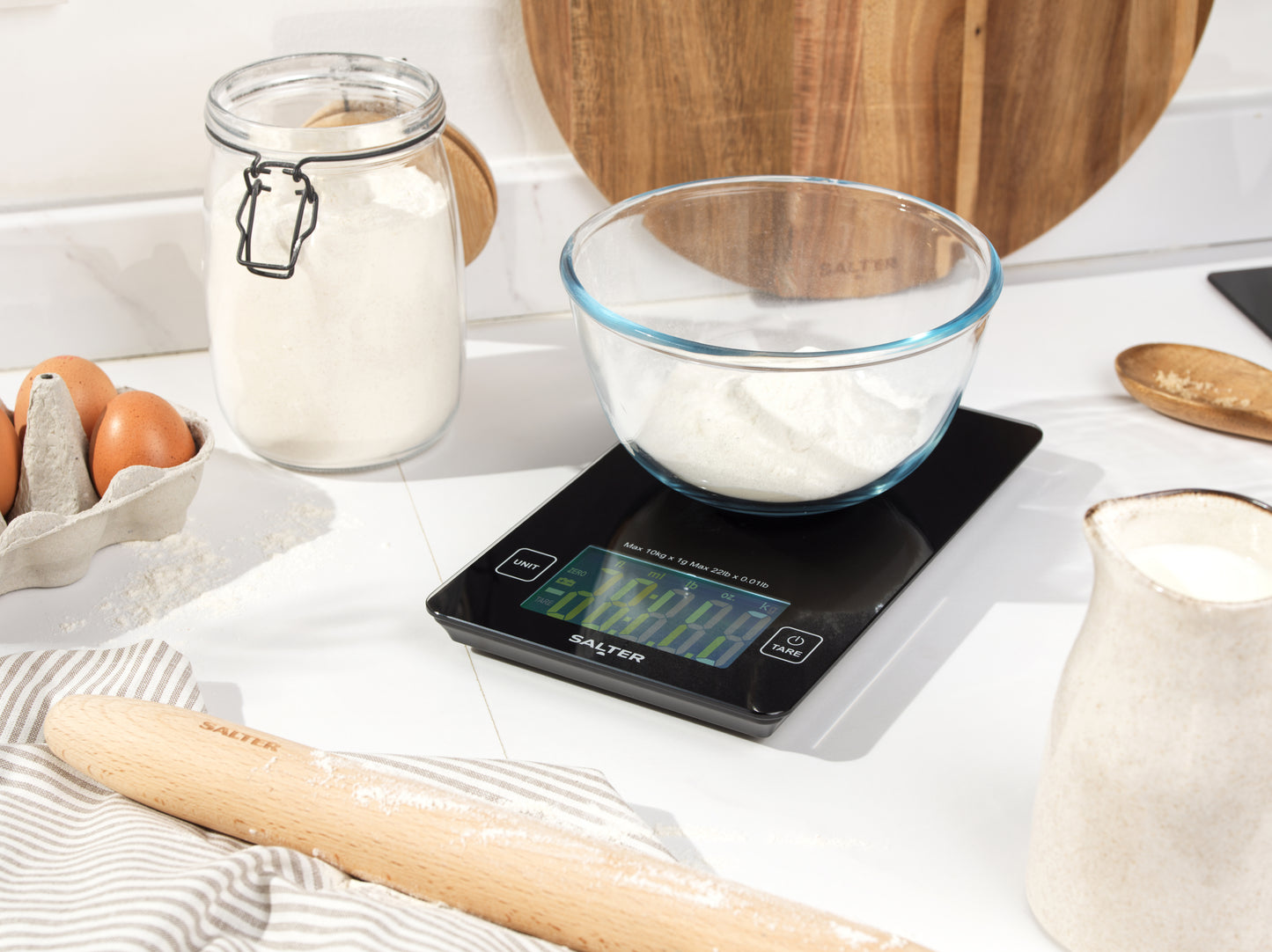 Salter Large Display Kitchen Scale 10kg Black